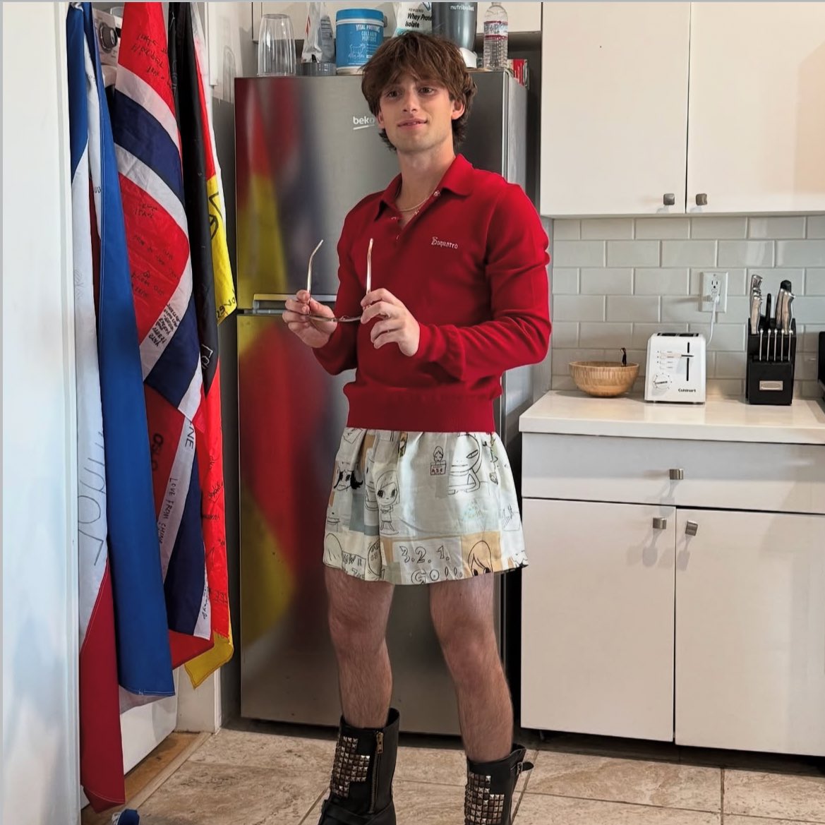 Johnnyのsecond allbumのfirst singleとなる"What I am"が8月28日にOUTとなることが発表されました‼️
下記リンクからPre-saveを‼️⭐️

laylo.com/johnnyorlando/…