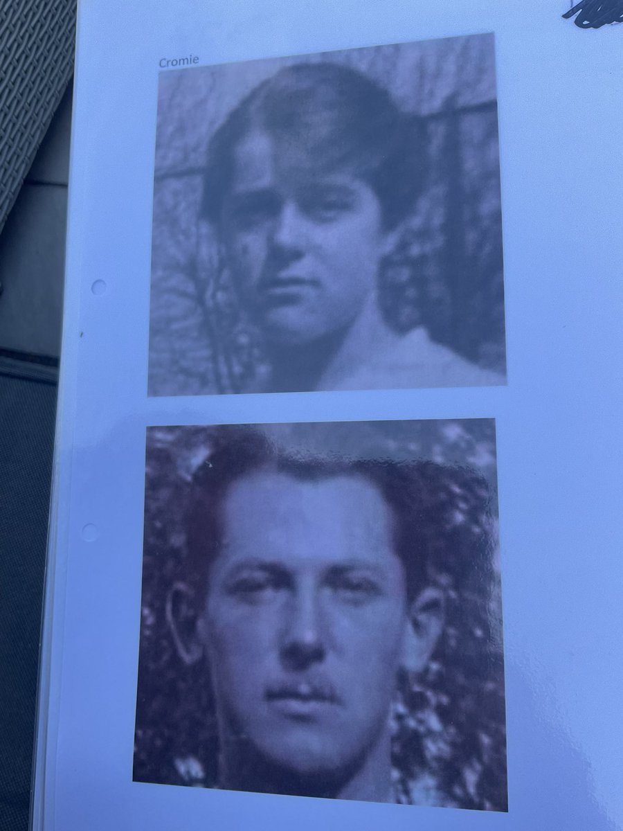 TerryWhenham's tweet image. In this episode we go to @CWGC Thiepval Memorial and find the soldier who wrote a heartbreaking letter to his Mum, and a Hampshire Officer who could not pluck up the courage to propose to his girlfriend, until it was too late. #Somme #ww1 

podcasts.apple.com/gb/podcast/tal…