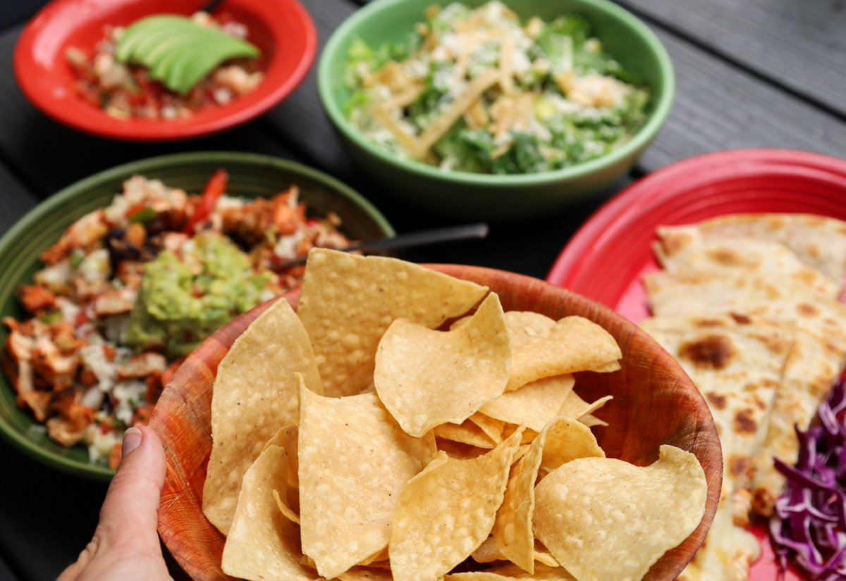 Did you know that we make all our tortilla chips in-house, fresh daily? The perfect dipper for your appetizers 💛