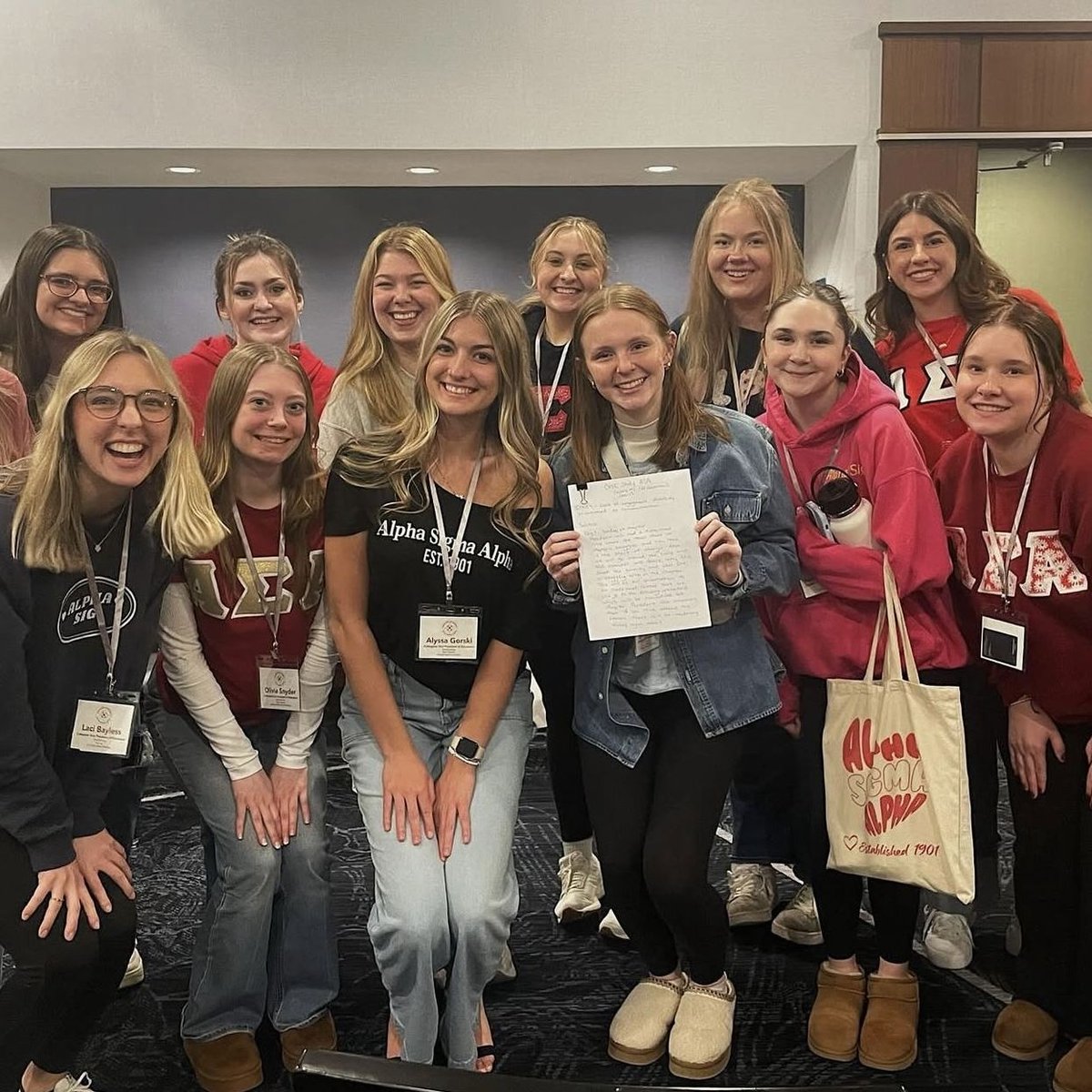 Alpha Sigma Alpha tweet media