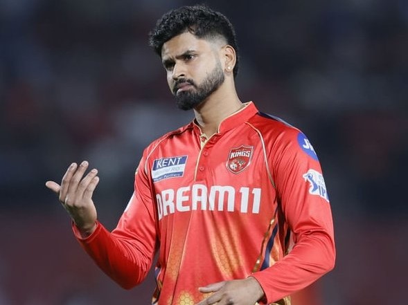Swagx1896's tweet photo. Highest Average in IPL Playoffs
(Strike Rate)

◉ 50.5: Shreyas Iyer (143)
◎ 47.5: Shubman Gill (145)
◎ 38.8: Mike Hussey (124)
◎ 37.6: Suresh Raina (155)
◎ 36.9: Suryakumar (139)

STOP POLITICS AGAINST SHREYAS 
SACK GAMBHIR AND AGARKAR https://t.co/hrmVNuR1ND