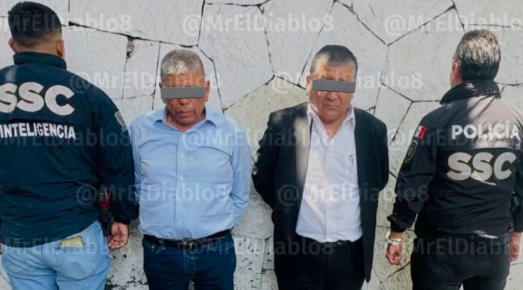 MrElDiablo8's tweet image. Caen dos Peruanos por robo en Polanco

Policías de Inteligencia de la @SSC_CDMX detuvieron a Jesús y Rolando, ambos de nacionalidad Peruana, se les aseguró un auto y droga. 
A estos sujetos se les relaciona con el robo de una camioneta en #Polanco. 

#SiLosReconocesDenúncialos