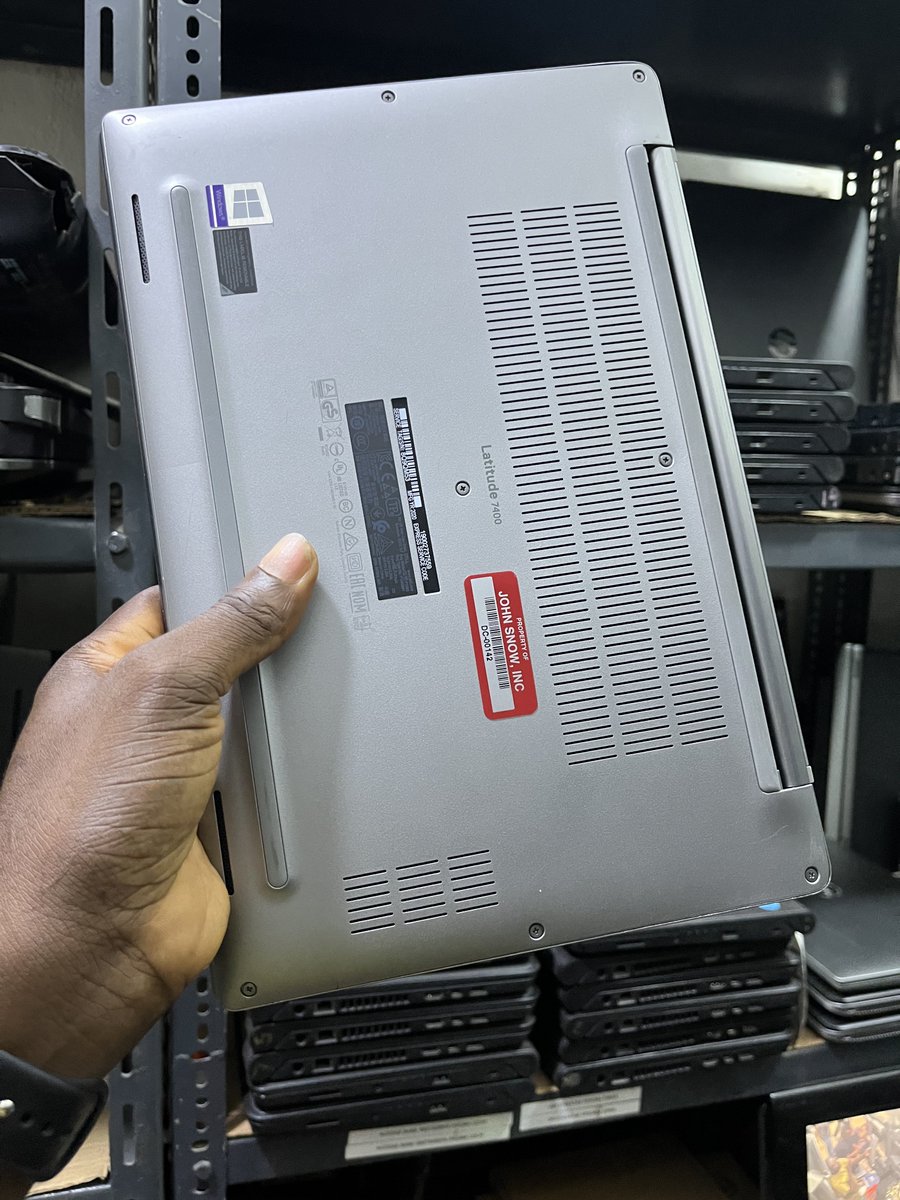 official_fzt1's tweet photo. New Arrival 📌🔥🔥🔥

Dell latitude 7400 

Intel core i7 

16gb ram 

256gb SSD 

Integrated Intel UHD Graphics 620

Resolution: Full HD (1920 x 1080)

Facial Recognition 

Touchscreen 

8th Generation 

Windows 11 Pro 

🔖 480k

Interested dm or WhatsApp Eben 07061014751 https://t.co/CzmK3jxwYo