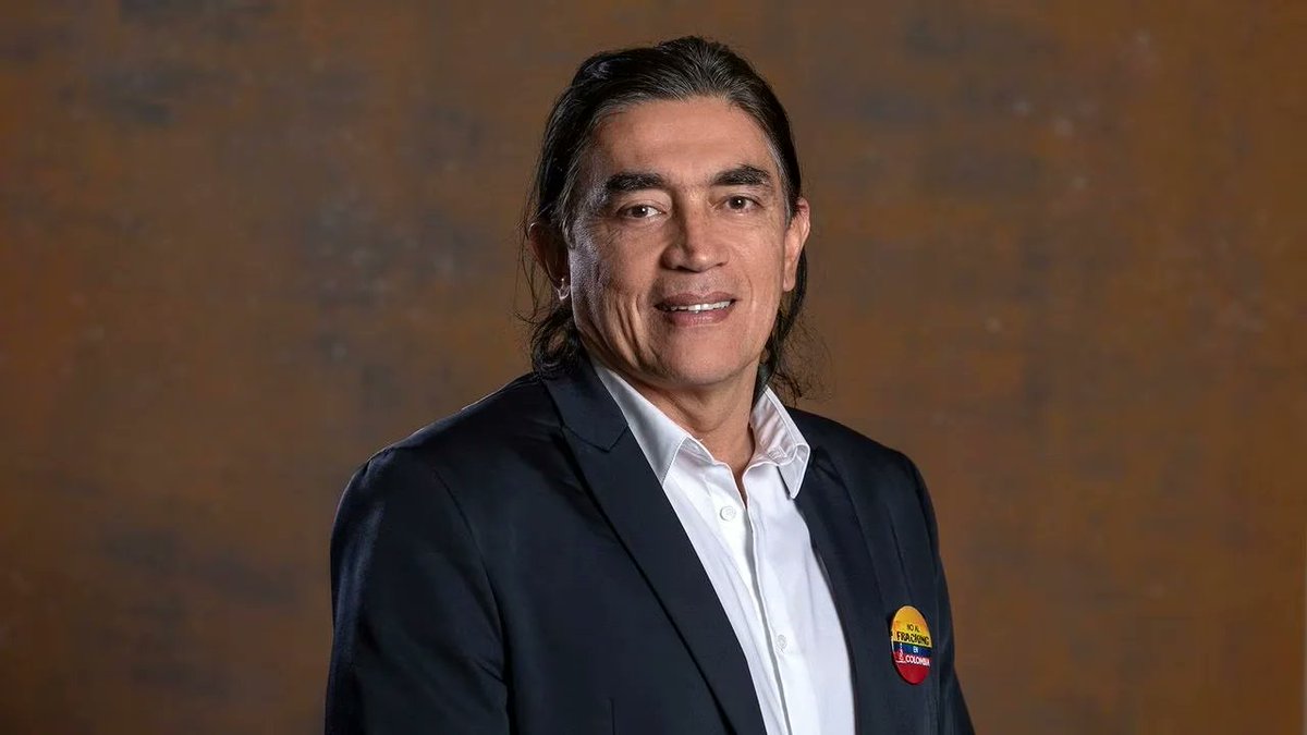 LA VOZ DEL PUEBLO COLOMBIANO (@luisemi27859953) on Twitter photo para la consulta del 26 de octubre. ¿Por quién votaría usted?
<a href="/IvanCepedaCast/">Iván Cepeda Castro</a>
Dale 1
<a href="/GustavoBolivar/">Gustavo Bolívar</a>
Dale 2
<a href="/PizarroMariaJo/">María José Pizarro Rodríguez</a>
Dale 3
<a href="/carolinacorcho/">Carolina Corcho</a>
Dale 4
<a href="/QuinteroCalle/">Daniel Quintero 🇨🇴</a>
Dale 5
Dale RT Comenta para la consulta del 26 de octubre. ¿Por quién votaría usted?
<a href="/IvanCepedaCast/">Iván Cepeda Castro</a>
Dale 1
<a href="/GustavoBolivar/">Gustavo Bolívar</a>
Dale 2
<a href="/PizarroMariaJo/">María José Pizarro Rodríguez</a>
Dale 3
<a href="/carolinacorcho/">Carolina Corcho</a>
Dale 4
<a href="/QuinteroCalle/">Daniel Quintero 🇨🇴</a>
Dale 5
Dale RT Comenta