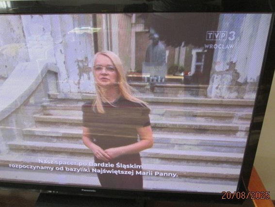 TVP3 - lokalna tv-Wrocław - nadaje już programy po... niemiecku.
Jprd! Przez 70 lat nie miałem pojęcia, że urodziłem się w Niemczech!  😭