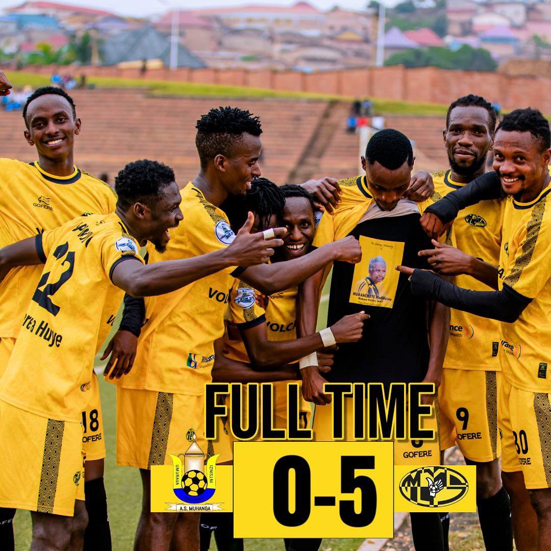 #KINYAMUPIRA 

#Friendlygame

 AS MUHANGA 0-5 MUKURA VS&amp;L

⚽️39’ Samuel Pimpong 
⚽️43’Malanda Destin 
⚽️79’ Jordan Dimbumba 
⚽️87’ Nisingizwe Christian (P) 
⚽️90’ Boateng Mensah

 💔Mukanemeye Madeleine (Mama Mukura) will always be in Our heart #RIP💔