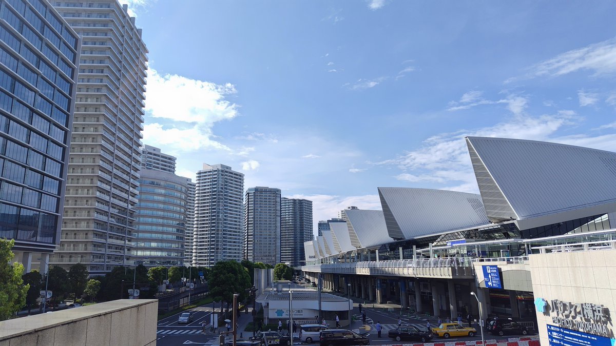 みなとみらいが綺麗なのは地上だけ