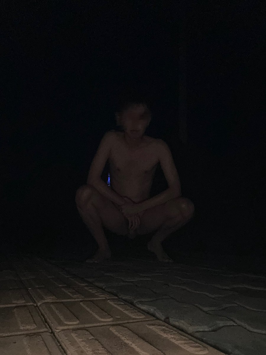 野裸进行时～
关注转发必送野裸视频～
刚才有点问题重发一下