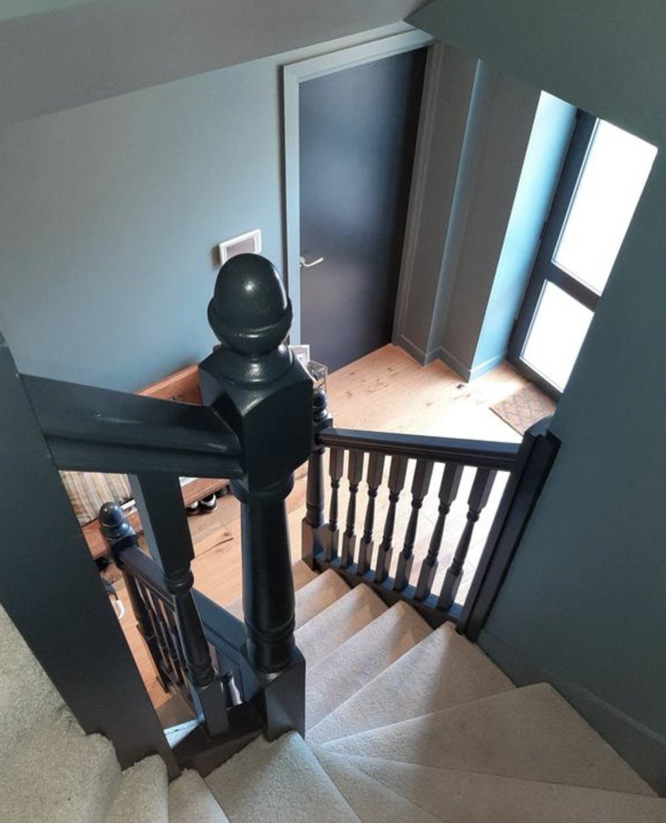 🎨🏡 Style meets precision with every brushstroke.

From bold feature walls to full property refreshes, Diggins of Dulwich brings colour, quality, and care to decorating projects across London.

✨ Neat. Reliable. Highly rated.

#TrustedTraders