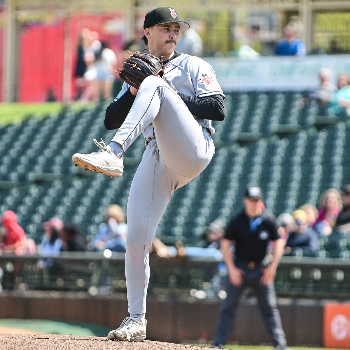 MLB Pipeline (@mlbpipeline) on Twitter photo The <a href="/Pirates/">Pittsburgh Pirates</a> are calling up Bubba Chandler for his big league debut on Friday, per <a href="/AlexJStumpf/">Alex Stumpf</a>.
More on MLB's top-ranked pitching prospect: atmlb.com/4lDFv9d The <a href="/Pirates/">Pittsburgh Pirates</a> are calling up Bubba Chandler for his big league debut on Friday, per <a href="/AlexJStumpf/">Alex Stumpf</a>.
More on MLB's top-ranked pitching prospect: atmlb.com/4lDFv9d