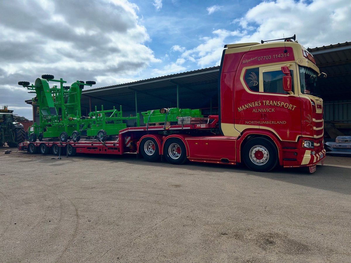 A new triple onion topper and a new single onion topper loaded and heading to Norfolk