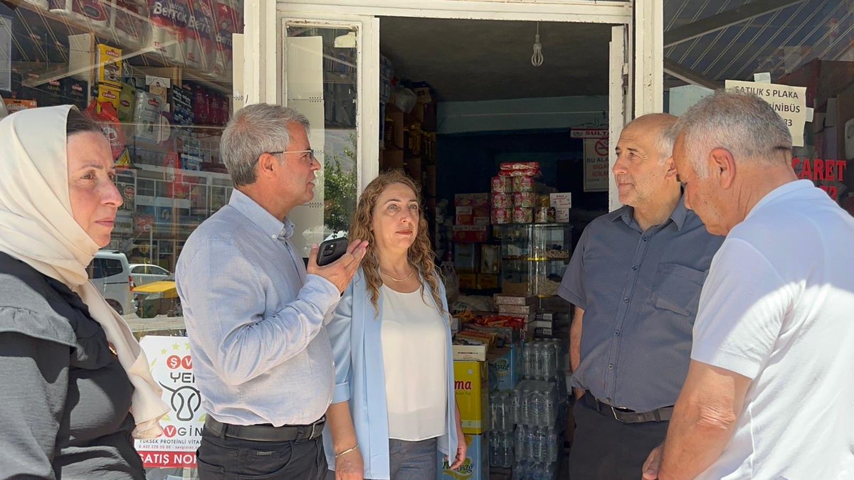av_cemaldemir's tweet photo. Li Westanê, me gelê xwe vexwendî mitînga ‘Aştî û Civaka Demokratîk’ a ku 23 Tebaxê, roja şemiyê, li tanga Parqa Musa Anter bê lidarxistin kir. Ji bo aştiyeke bi rûmet û çareseriya demokratîk xebatên me didomin..
@Saliha_Aydeniz
@kubra_akti 
#Rüknettin Hakan
#Basri Aslan https://t.co/m4esxPmvBu