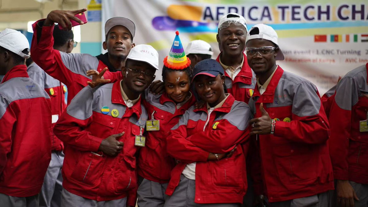 ATC_Tech's tweet image. A special day for a special innovator! 🥳 Wishing our ATC10 participant a fantastic year ahead filled with knowledge, creativity, and collaboration. 💙 #ATCSeason10