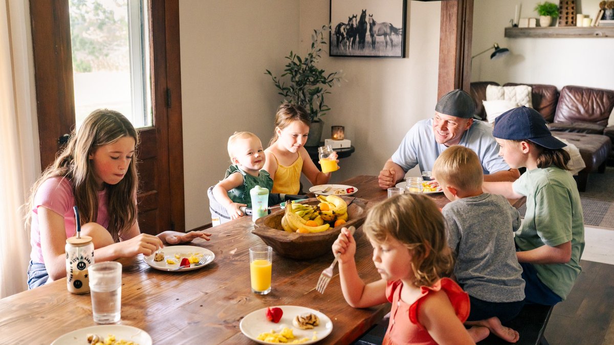 #Photographer/#Director #ScottThompson's recent project for @adobe focuses on the lives of Veterans. Rep @ETCcreative. scottthompsonphoto.com
#Veterans #veteran #lifestyle #homelife #family #narrativephotography #professionalphotographer #resilience #photography #Adobe