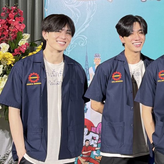 mschunie's tweet image. เพื่อนคือเพื่อน แฟนคือแฟน รักทั้งหมดไม่ทิ้งใครไว้ข้างหลัง ให้เลยแห่งปี