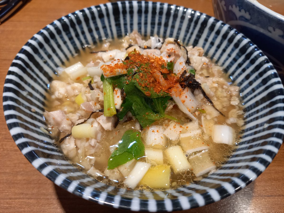 川越よしかわさん✨初の鶏めし&amp;かけ💡よしかわさんならではのチョイス👏コスパも良いんです‼️いつもどおりのお酢&amp;黒七味で変態🙌ごちそうさまです☺