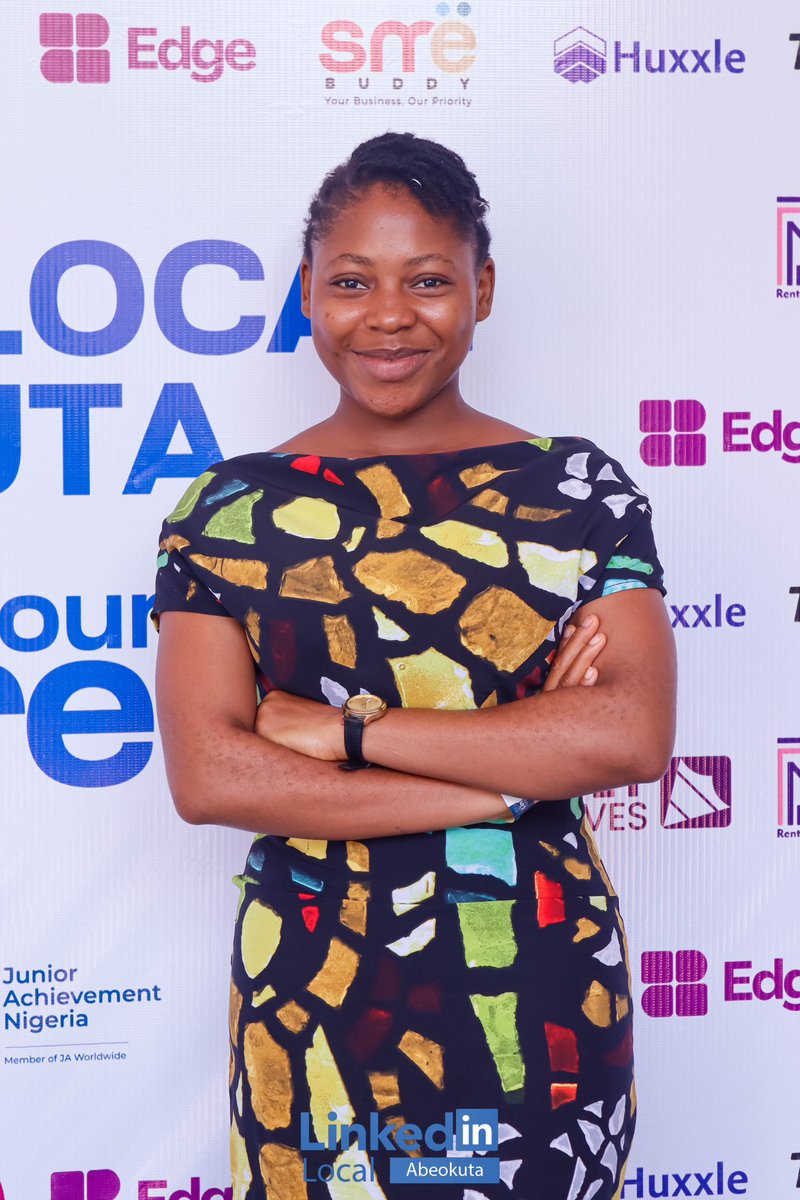 linkedinlocabk's tweet image. Relishing in the blue carpet moments of LLA 1.0🥰 as we unveil something interesting very soon.

Know someone in the either of these pictures? Tag them in the comments.

#linkedinlocalabeokuta #linkedinlocal #linkedin