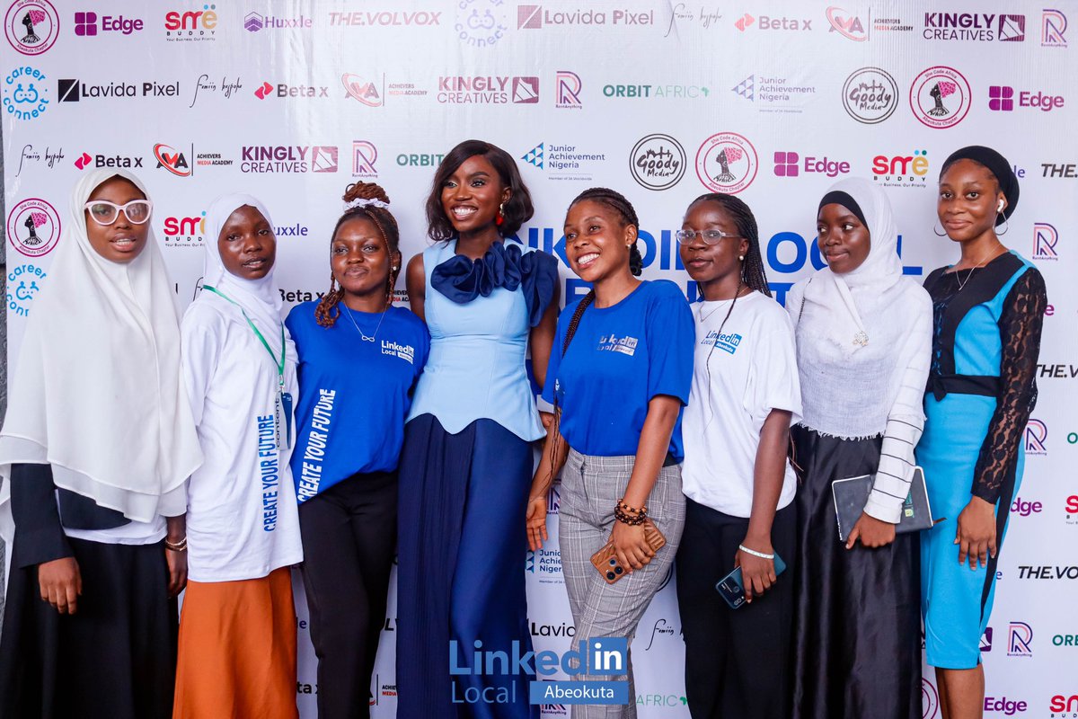 linkedinlocabk's tweet image. Who do you recognize here?