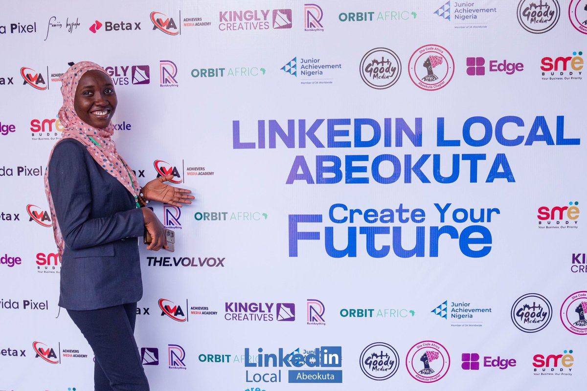 linkedinlocabk's tweet image. Who do you recognize here?