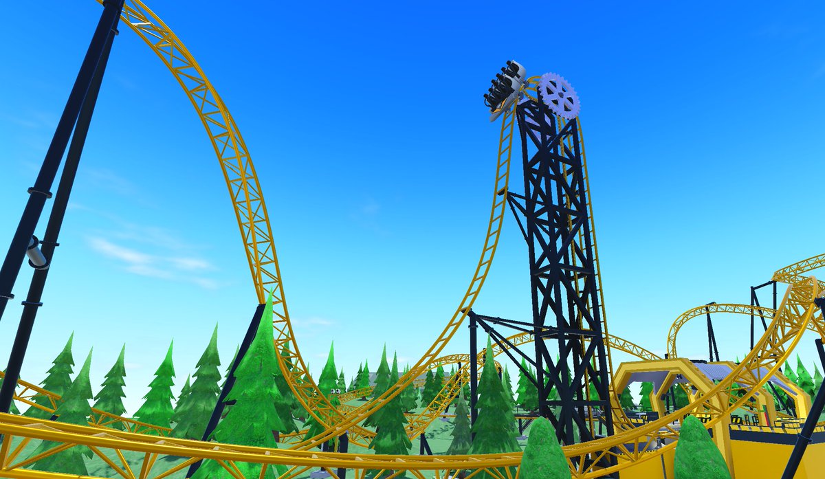 studio_starfish's tweet photo. This is what diving into Wednesdays should look like👉🎢🌲
#Roblox #themepark https://t.co/APmQyYVJXd