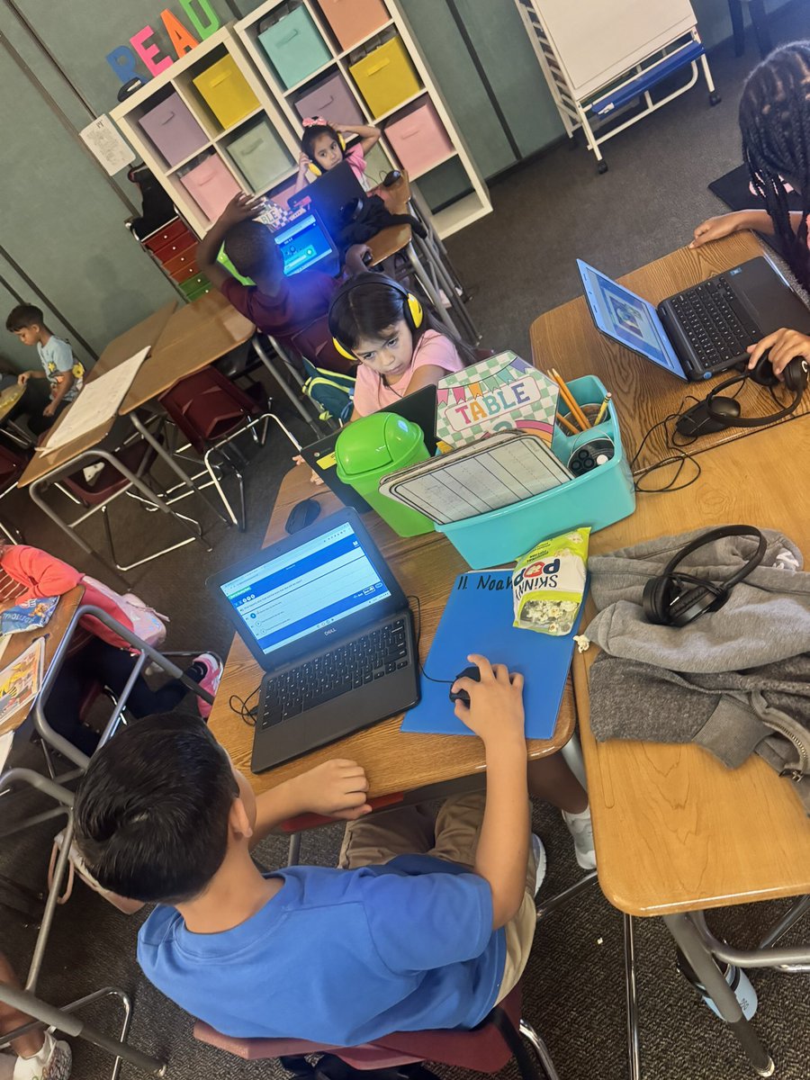 Mrs. Subda 🍎 tweet media