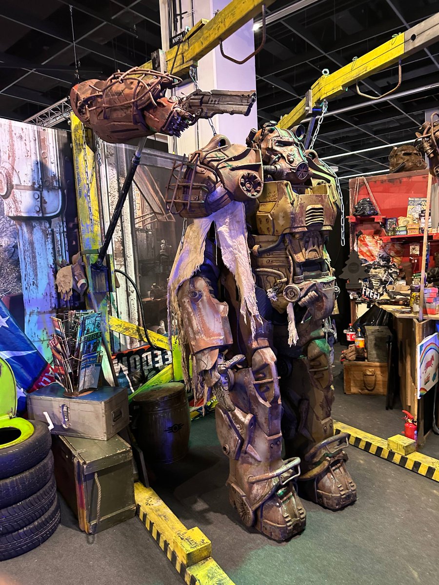 W4LLGames's tweet image. 🚨 We’re live at #Gamescom2025 🚨

Game studios are seeing our extension in action - while beta testers stream their favorite games and earn their highest rewards yet 💵.

What doors will open next 👀?

Public launch coming 🚀.

Now’s the time to get in 🎮.