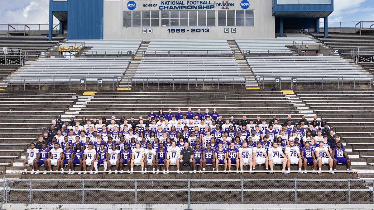 Introducing the final group of UNA Lions to play in Braly Stadium 👏

#RoarLions 🦁