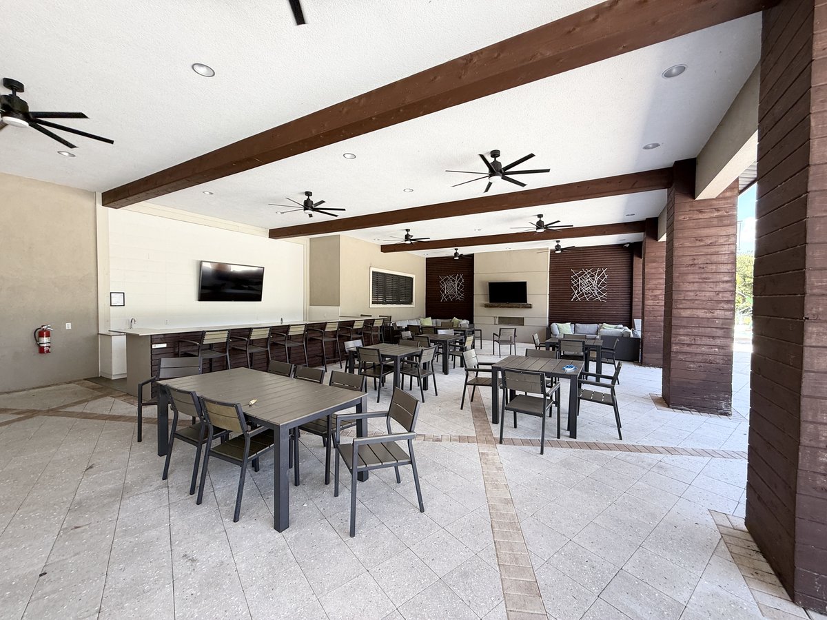 If you like a home that comes with a fun community center lifestyle, this 4/3 Clermont home for $599k might be right for you or someone you love💜 See more pics and details  👉 ow.ly/7yF750WkJRZ  #florida #realestate #clermont #community #swimming #parks #gym