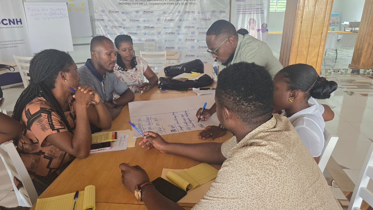 Pendant 4 jours,environ 36 jeunes dont 18F issues du dépt de la Grand'Anse ont été outillés sur la valorisation du rôle des jeunes dans la construction de la paix. Implémenté par <a href="/OrganisationUne/">OCNH_Haiti</a> dans le cardre du projet #espacecivique. 
<a href="/UlrikaR_UN/">Ulrika Richardson</a>,<a href="/bjw_williams/">Brian James Williams</a>,<a href="/UNPeacebuilding/">United Nations Peacebuilding</a>