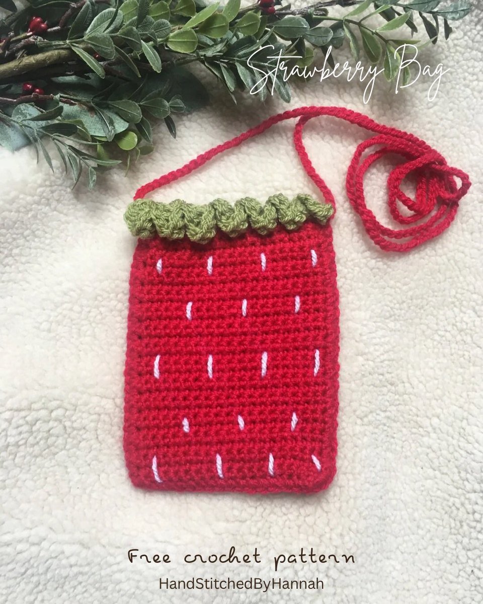 I’ve been making patterns! 🍓♥️