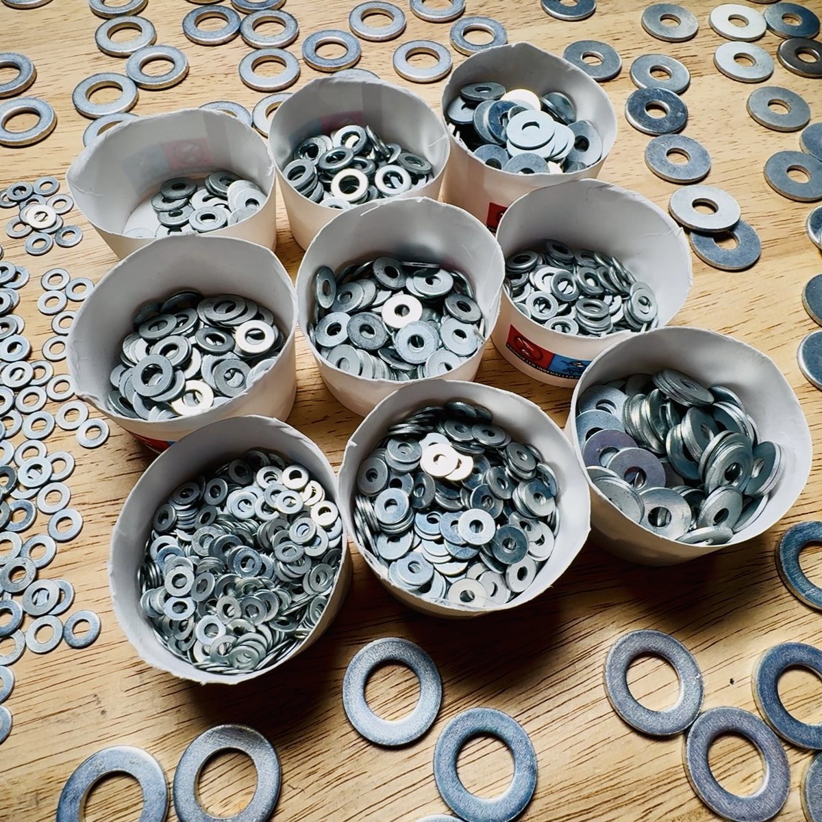 Sorting 2000 Washers - Marble Machine Studio Organization
New video: youtu.be/NtW42j1rAfM