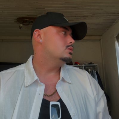 thebeargino_'s tweet photo. #NeuesProfilbild https://t.co/ozKIc9YfIy