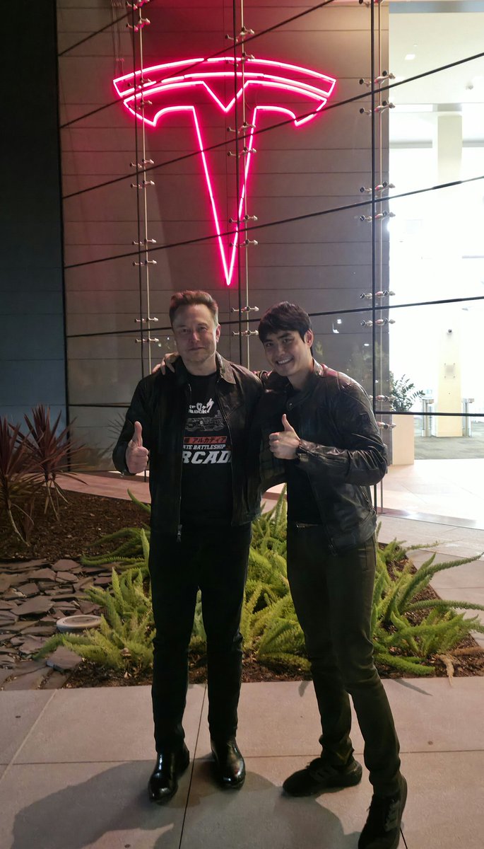 Got to meet <a href="/elonmusk/">Elon Musk</a> himself at <a href="/Tesla/">Tesla</a> HQ! Super cool guy. Excited about the future xAI and Tesla are building. Thanks for the tour! 😎