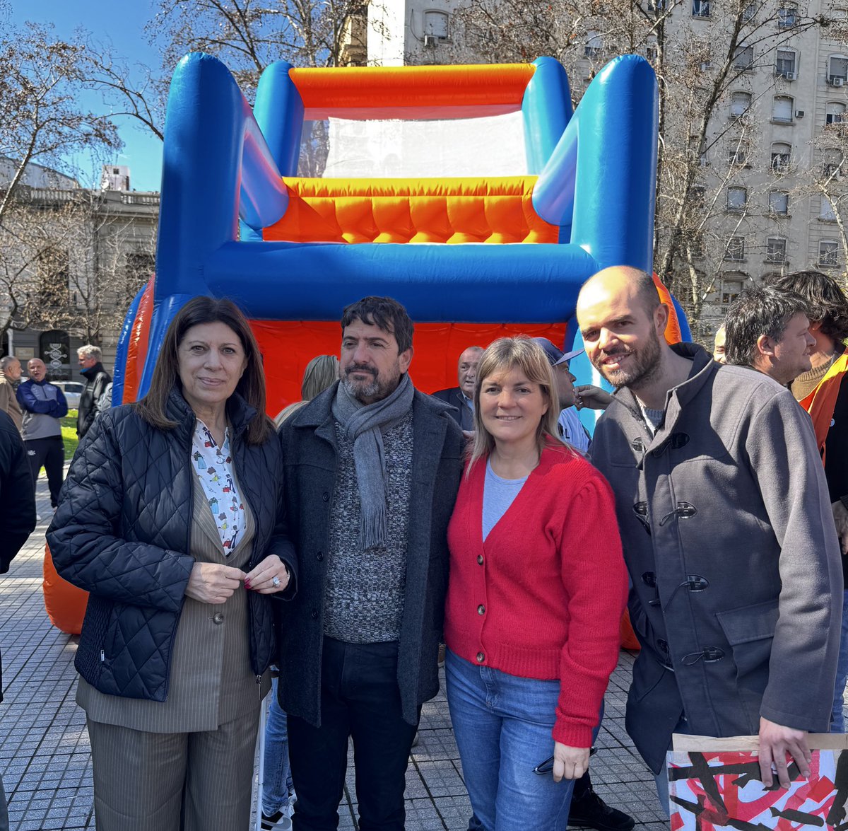 No hay motivos para sostener el veto a la Ley de Discapacidad.
Milei vuelve a ir contra los más débiles. El Congreso debe revertir este retroceso. #discapacidadenemergencia #NoAlVeto