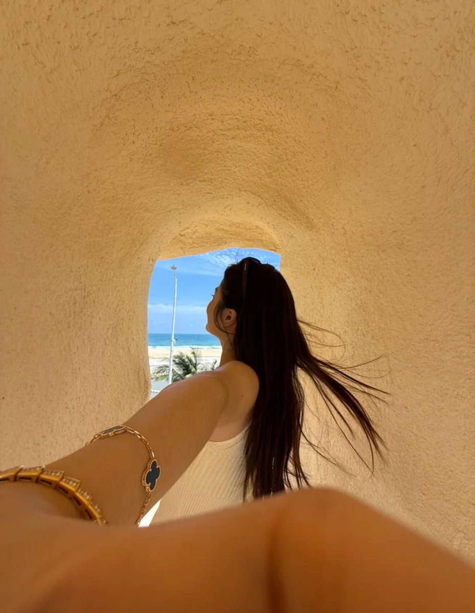 ElsaJim8's tweet image. Beautiful moments of last vacation, I'm missing these moments of my life 😌🏖