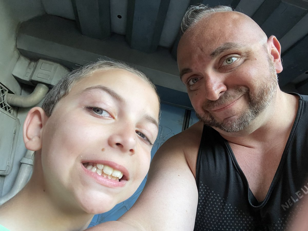 IHateSteveOff's tweet photo. New Upload!
Join us as we finish up the last of Hollywood Studios!
https://t.co/pak4K1kHSs
#ItsAnOffWorld https://t.co/aC9Q9M3GTC