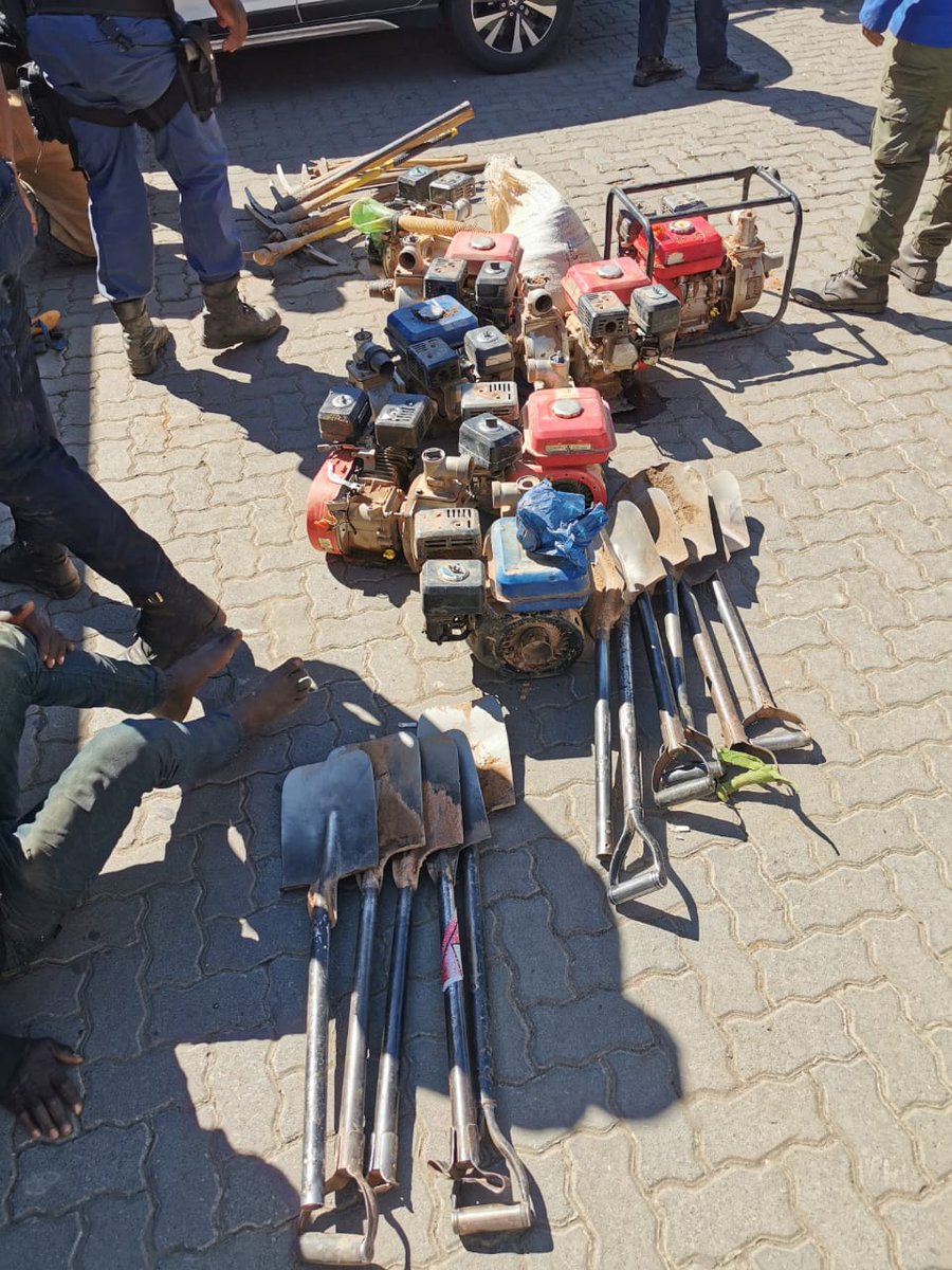 #sapsHQ [NATIONWIDE VALA UMGODI OPERATIONS] Operations continue to achieve major breakthroughs in the fight against #IllegalMining and associated criminal networks that threaten the country’s mineral resources and public safety as well as seizures of mining equipment.

The most