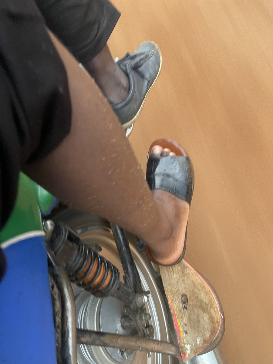 Omupakasi (@kutegyekaivan1) on Twitter photo Just posted a photo this morning thanking u guys for loving the Baje Uniforms brand <a href="/BajeProducts/">Baje Products</a>, I also shared how I travelled up to Amudat-Kenya border but failed to access the road & had to leave the car on the main road
the good news is; a client in Butaleja saw that post Just posted a photo this morning thanking u guys for loving the Baje Uniforms brand <a href="/BajeProducts/">Baje Products</a>, I also shared how I travelled up to Amudat-Kenya border but failed to access the road & had to leave the car on the main road
the good news is; a client in Butaleja saw that post