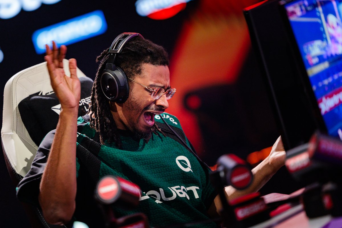 EWC_Extra's tweet image. Street Fighter Images That Precede Unfortunate Events 

🤩😱🫠