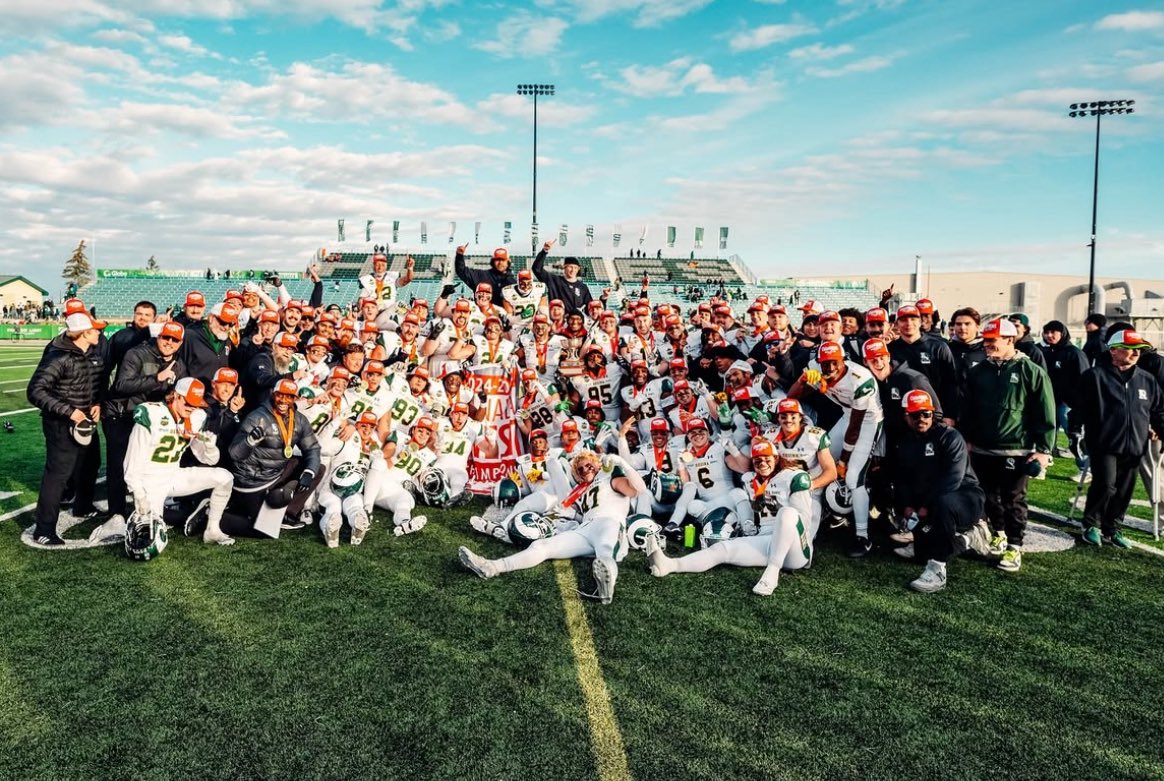 Dax Williams (@dax_williams68) on Twitter photo #AGTG Blessed to receive my second U SPORTS offer from the University of Regina! <a href="/CoachMcConkey/">Mark McConkey</a> <a href="/CoachB_Anderson/">Bruce Anderson</a> <a href="/Stroeds61/">Kyle Stroeder</a> #AGTG Blessed to receive my second U SPORTS offer from the University of Regina! <a href="/CoachMcConkey/">Mark McConkey</a> <a href="/CoachB_Anderson/">Bruce Anderson</a> <a href="/Stroeds61/">Kyle Stroeder</a>