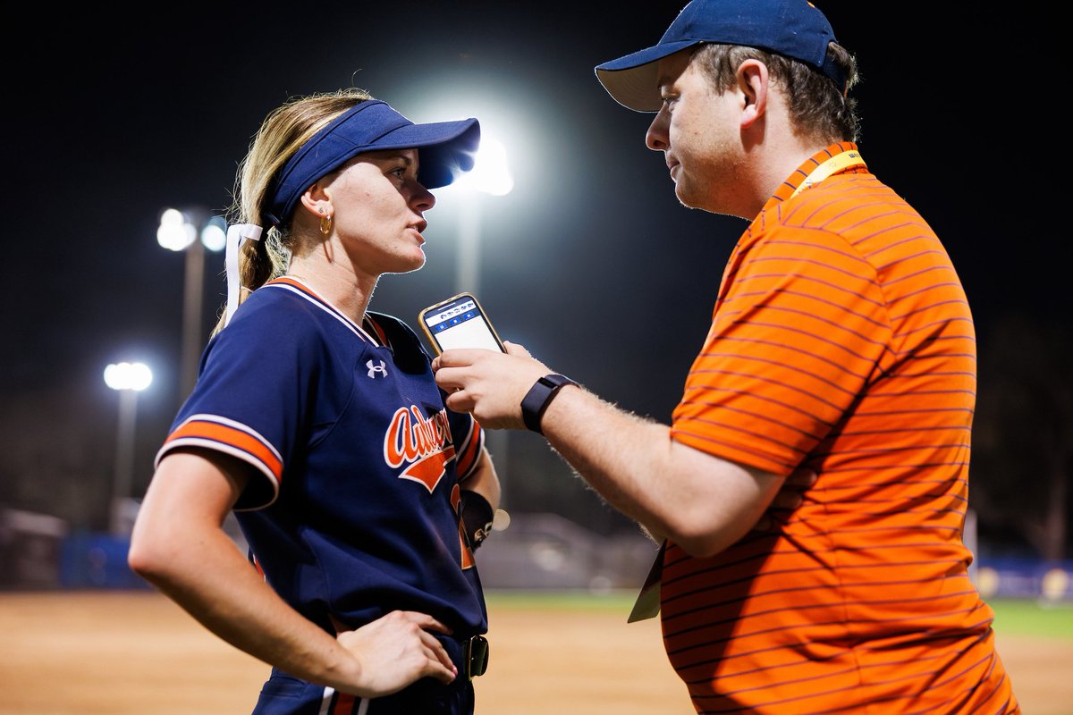 Auburn Softball tweet media