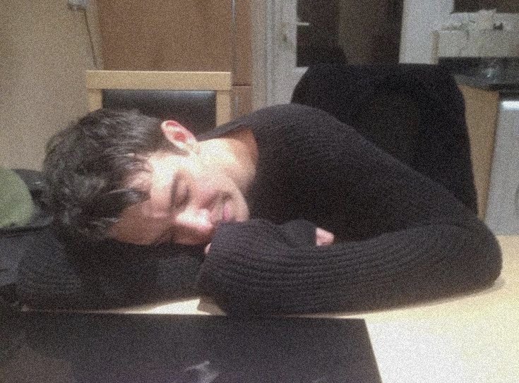 _thompsoncloud's tweet image. 😴
•
•
•
•
•
•
•
#lukethompson #alittlelife #benedictbridgerton #bridgerton #fanpage