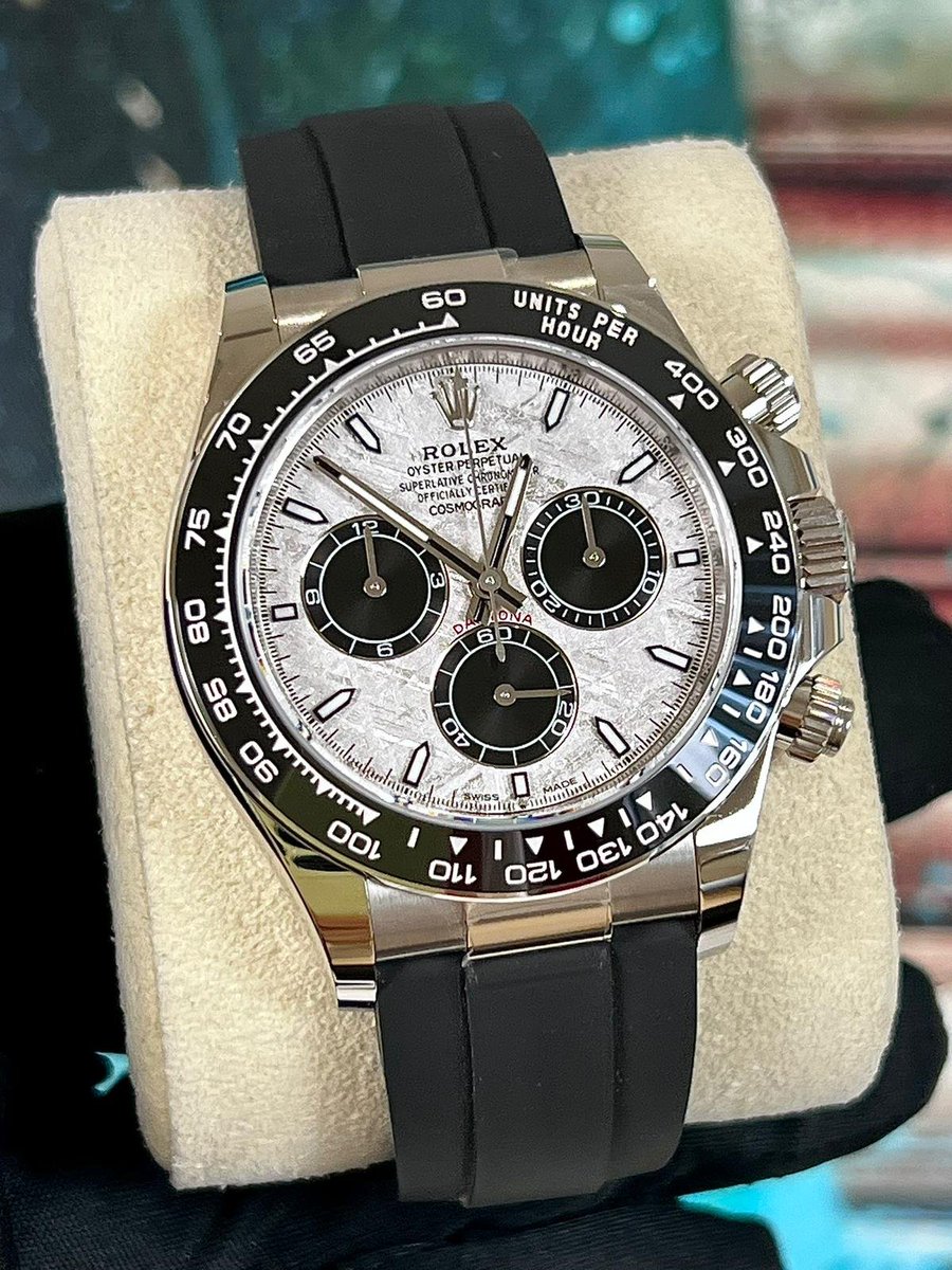 Last minute cancelled order... 

I will give this away for an unbelievable price to someone who buys it today.

✅Patek Aquanaut Travel Time 5164g
Brand New 2025 &lt;-------------

✅Rolex Daytona Oysterflex Meteorite
Brand New 2025 &lt;-------------

If you have 6-figures+ to spend
