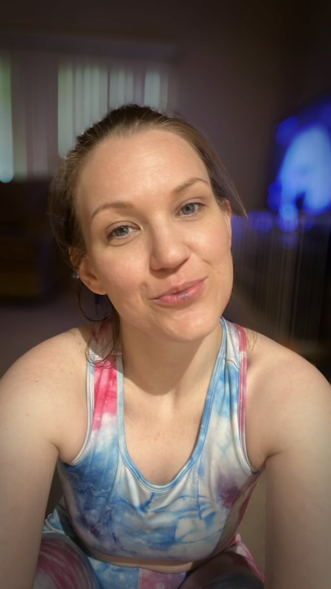 brandiolson69's tweet photo. Lol don’t mind my face all in ya face taking up space 😶🤭 
Just trying to remind those who don’t know about one of my two birthmarks, my blue lip or known as Venous malformation, had it removed once when younger but like doc said, it would one day return. 👄 https://t.co/VNy9zhp1wB