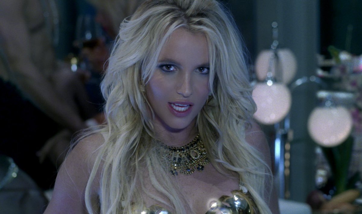 If you criticize Britney that she’s abnormal, she might ask you back what is normal? Your normal and her normal may be different. You saw the corrupt C-ship was normal while she saw it abnormal so what is normal? Don’t try to put her in your standard bc she has her own way.