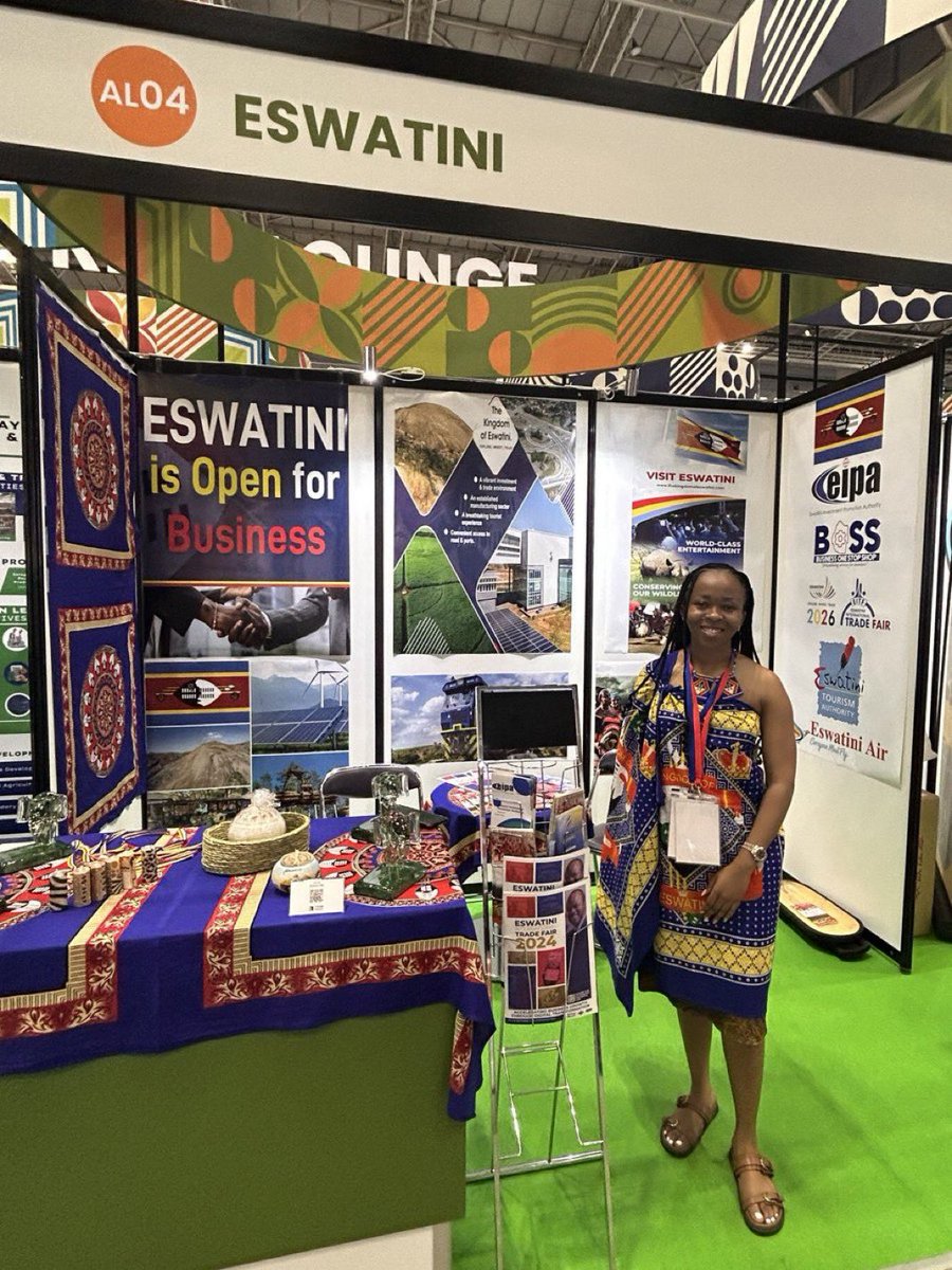 𝓣𝓱𝓮 𝓟𝓱𝓸𝓮𝓷𝓲𝔁 𝓡𝓲𝓼𝓮𝓼 ⟬⊻⟭ (@jaytee_er) on Twitter photo "Not a booth… a spillover.”
I read your post fuming from ear to ear.
If you can’t staff a table at the one summit designed to court investment, what exactly are you staffing—our decline? Our incompetence? You romanticize “quiet impact” because it seems easier than delivering "Not a booth… a spillover.”
I read your post fuming from ear to ear.
If you can’t staff a table at the one summit designed to court investment, what exactly are you staffing—our decline? Our incompetence? You romanticize “quiet impact” because it seems easier than delivering