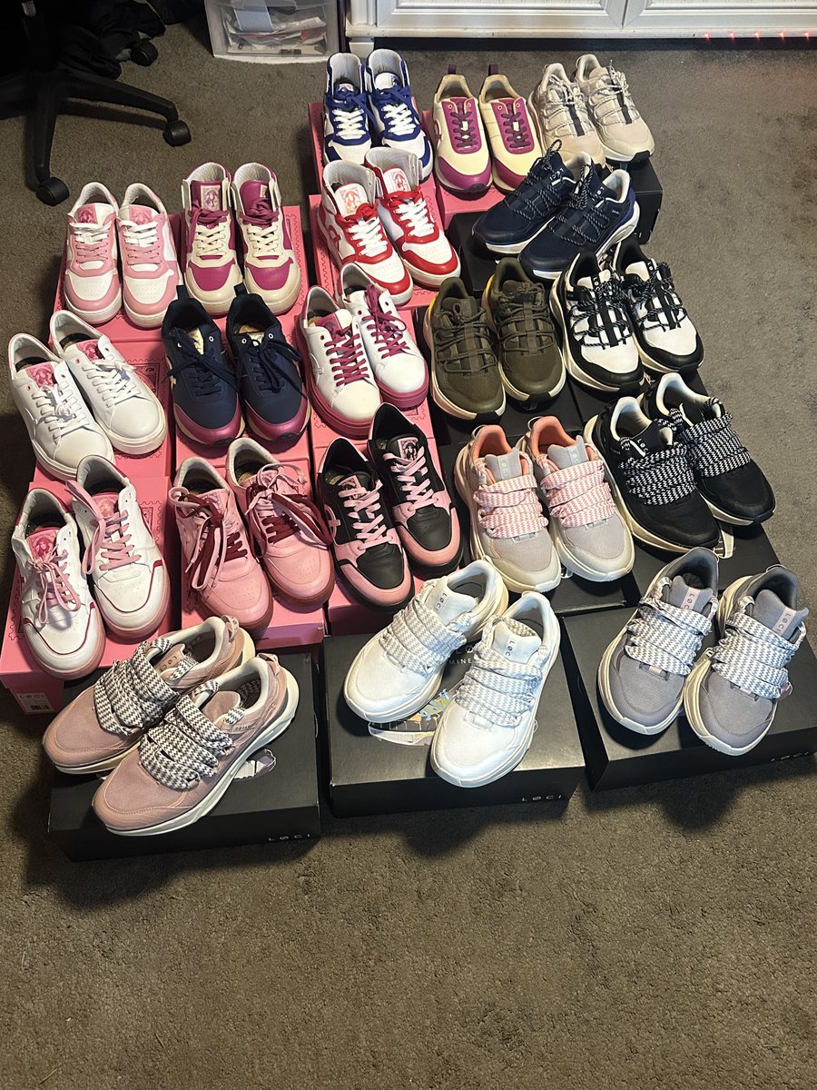 Jonny🖤🛸 tweet media