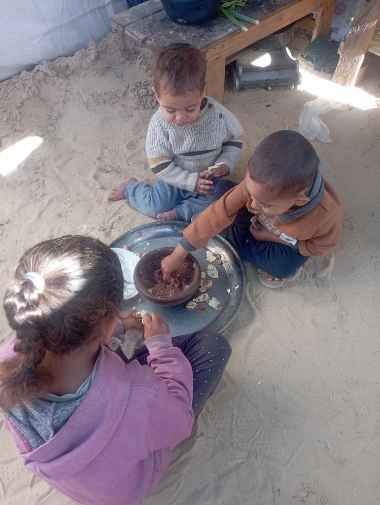 ุงูุฃุฎ ุงููุจูุฑ (@big__brother7) on Twitter photo Plz don't let <a href="/amanilove1825/">amani Gaza ๐ต๐ธ</a>'s campaign stagnate. Amani needs the next transfer by the end of the month, and so far, we are behind schedule.
WE STILL NEED $1740 TO REACH OUR GOAL. SEVERAL FAMILIES IN GAZA, INCLUDING CHILDREN, ARE RELYING ON US.
DONATE๐๐ป
chuffed.org/project/125886โฆ Plz don't let <a href="/amanilove1825/">amani Gaza ๐ต๐ธ</a>'s campaign stagnate. Amani needs the next transfer by the end of the month, and so far, we are behind schedule.
WE STILL NEED $1740 TO REACH OUR GOAL. SEVERAL FAMILIES IN GAZA, INCLUDING CHILDREN, ARE RELYING ON US.
DONATE๐๐ป
chuffed.org/project/125886โฆ