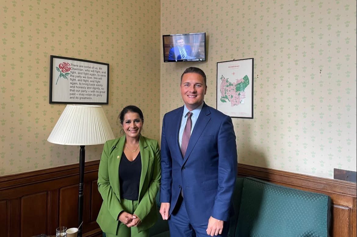 🏥Following my ongoing discussions with local health stakeholders, it was good to meet with the Secretary of State for Health <a href="/wesstreeting/">Wes Streeting</a> to discuss challenges with GP recruitment and retention in Gillingham and Rainham.