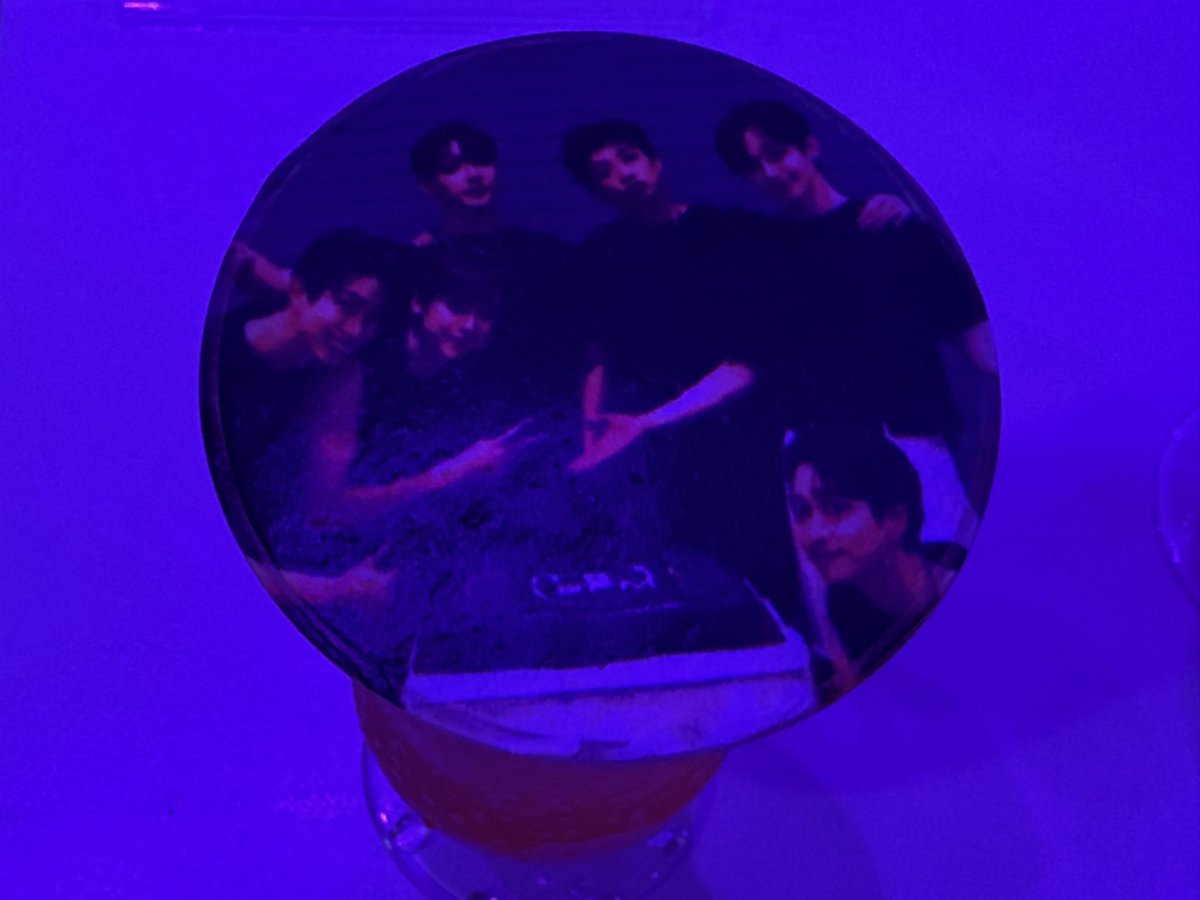 PowerJunho's tweet photo. #IDOLCAFE_アイドルカフェ
#新大久保DJカフェ #HAPPY2pmDAY

新大久保で2PM17周年お祝い中〜 https://t.co/eda2rMVLDA
